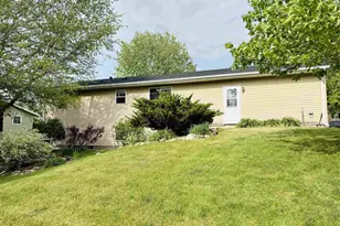 306 S Richards St, Orfordville, WI 53576 - Photo 24