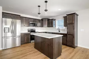 40 Spittlebug Cir, Madison, WI 53718 - Photo 6