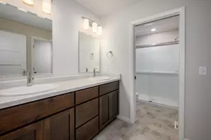 40 Spittlebug Cir, Madison, WI 53718 - Photo 10