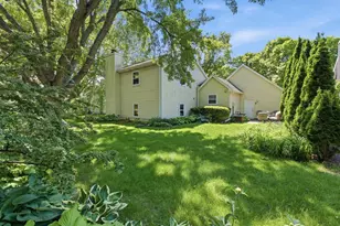 7925 W Oakbrook Cir, Madison, WI 53717 - Photo 28