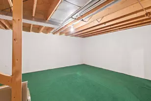 7925 W Oakbrook Cir, Madison, WI 53717 - Photo 24
