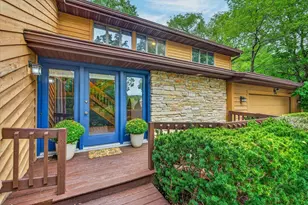 6130 Old Middleton Rd, Madison, WI 53705 - Photo 6