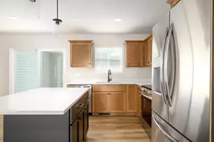 2526 Wexford Wy, Fitchburg, WI 53711 - Photo 6