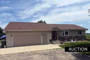 N8798 Beaver Point Rd, Randolph, WI 53916 - Photo 1