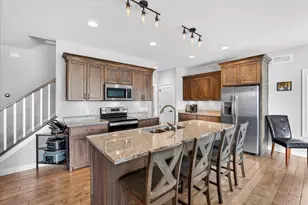 6754 Conservancy Plz, DeForest, WI 53532 - Photo 8