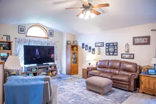 E6649 Fawn Valley Dr, Reedsburg, WI 53959 - Photo 10