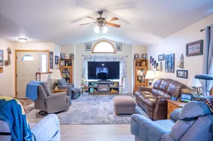 E6649 Fawn Valley Dr, Reedsburg, WI 53959 - Photo 8