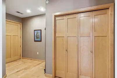808 Williamson Street #207, Madison, WI 53703 - Photo 18