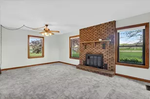 14529 Spring Valley Rd, Orfordville, WI 53576 - Photo 18