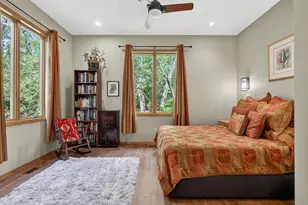 21 Larkin St, Madison, WI 53705 - Photo 38