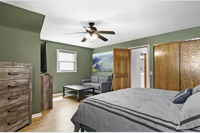 5737 Williamsburg Way, Fitchburg, WI 53719 - Photo 14