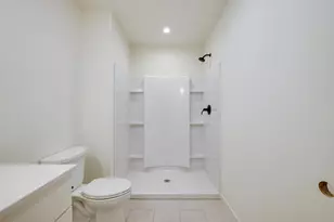105 E Lakeview Ave, Madison, WI 53716 - Photo 30