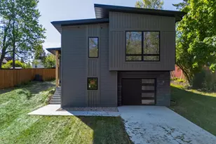 105 E Lakeview Ave, Madison, WI 53716 - Photo 2