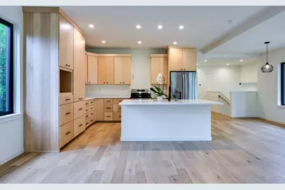 105 E Lakeview Avenue, Madison, WI 53716 - Photo 12