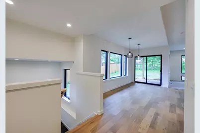 105 E Lakeview Avenue, Madison, WI 53716 - Photo 6