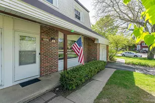 3501 Valley Ridge Rd, Middleton, WI 53562 - Photo 2