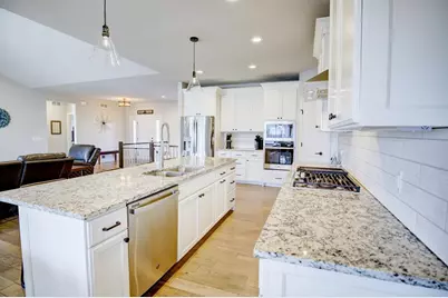 802 Ronald Overlook, Waunakee, WI 53597 - Photo 10