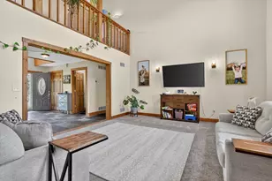 8632 N Stone Farm Rd, Edgerton, WI 53534 - Photo 8