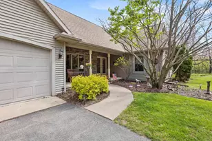 N6130 Honeysuckle Ln, Green Lake, WI 54941 - Photo 4