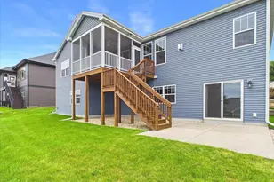 9420 Ashworth Dr, Verona, WI 53593 - Photo 8