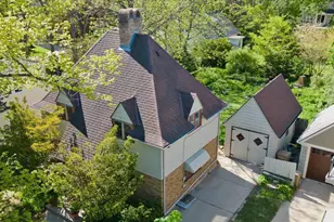 2303 Chamberlain Ave, Madison, WI 53726 - Photo 40