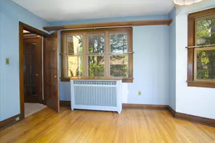 2303 Chamberlain Ave, Madison, WI 53726 - Photo 10