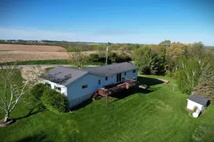 54098 Rounds Rd, Utica, WI 54631 - Photo 8