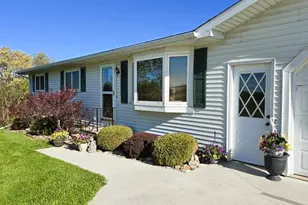 54098 Rounds Rd, Utica, WI 54631 - Photo 16
