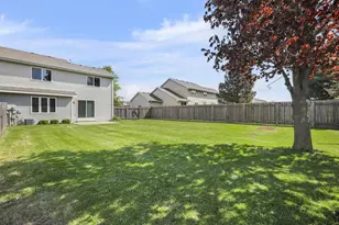 308 W Clover Ln, Cottage Grove, WI 53527 - Photo 6
