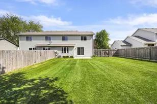 308 W Clover Ln, Cottage Grove, WI 53527 - Photo 4