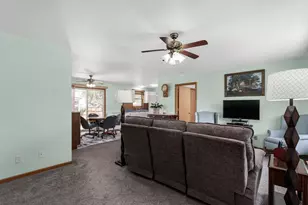 206 Cedar Ave, Delavan, WI 53115 - Photo 4