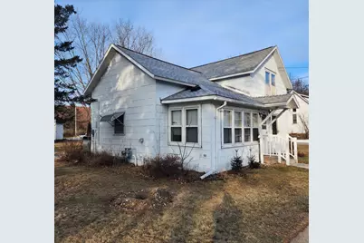 103 S 11th Street, Black River Falls, WI 54615 - Photo 1