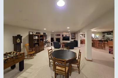 125 Meadow Ridge Lane, Madison, WI 53704 - Photo 24