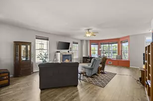 3064 Triumph Dr, Sun Prairie, WI 53590 - Photo 10