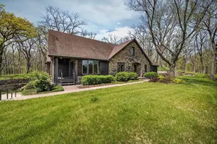 4802 Country Meadows Rd, Brooklyn, WI 53521 - Photo 6