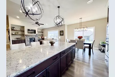2020 Goldfinch Lane, Sauk City, WI 53583 - Photo 8