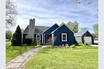 7203 Franklin Avenue, Middleton, WI 53562 - Photo 2