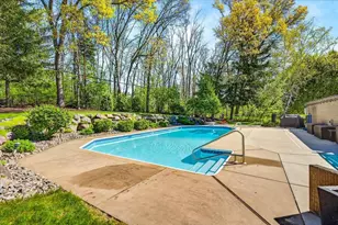 1118 Sunridge Dr, Madison, WI 53711 - Photo 2