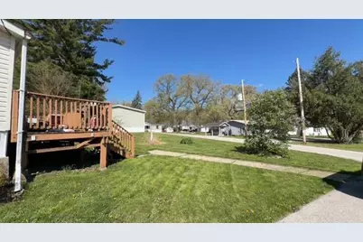 N3525 Trieloff Road ##2, Fort Atkinson, WI 53538 - Photo 4