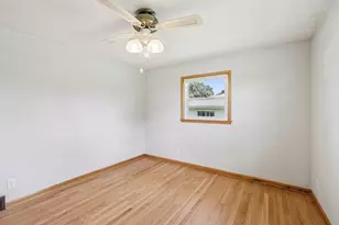 1909 Weber Dr, Sun Prairie, WI 53590 - Photo 14