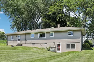 1909 Weber Dr, Sun Prairie, WI 53590 - Photo 30