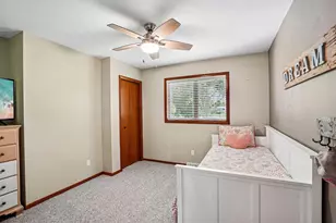 1102 S Holiday Dr, Waunakee, WI 53597 - Photo 24