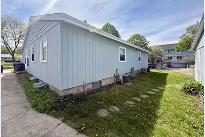 814-816 Acewood Boulevard, Madison, WI 53714 - Photo 6