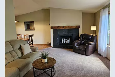 634 Naragansett Avenue, Baraboo, WI 53913 - Photo 36