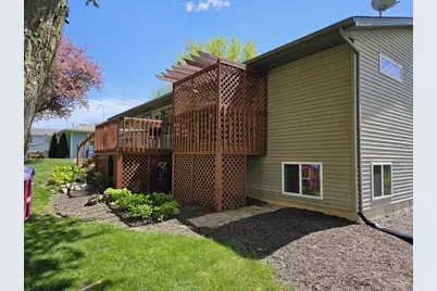 634 Naragansett Avenue, Baraboo, WI 53913 - Photo 26