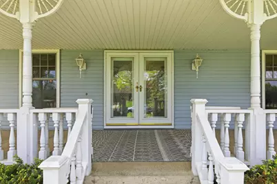 1542 Comanche Glen, Madison, WI 53704 - Photo 4