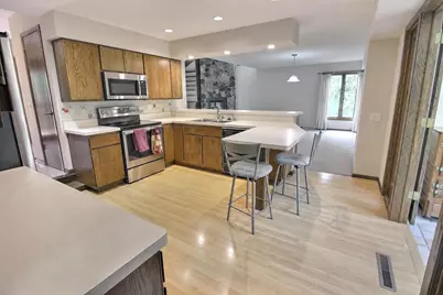 1110 Woodland Way, Madison, WI 53711 - Photo 16