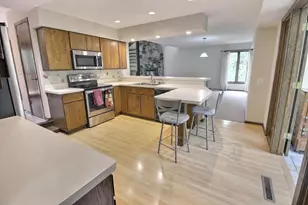 1110 Woodland Way, Madison, WI 53711 - Photo 16