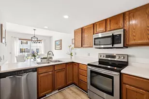 6167 Dell Dr, Madison, WI 53718 - Photo 8