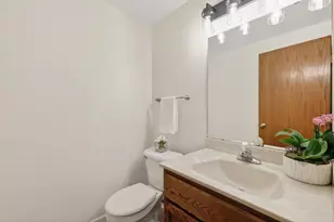 6167 Dell Dr, Madison, WI 53718 - Photo 26